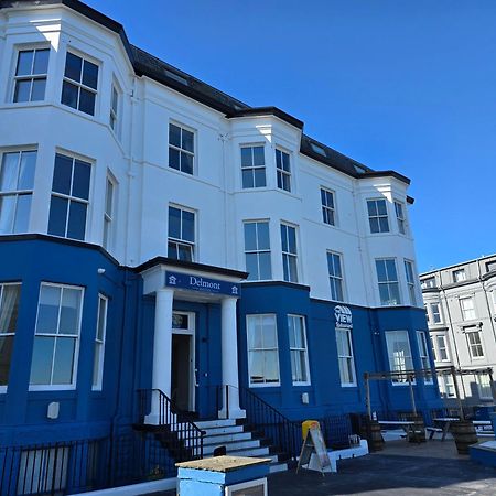 Delmont Hotel スカーバラ エクステリア 写真