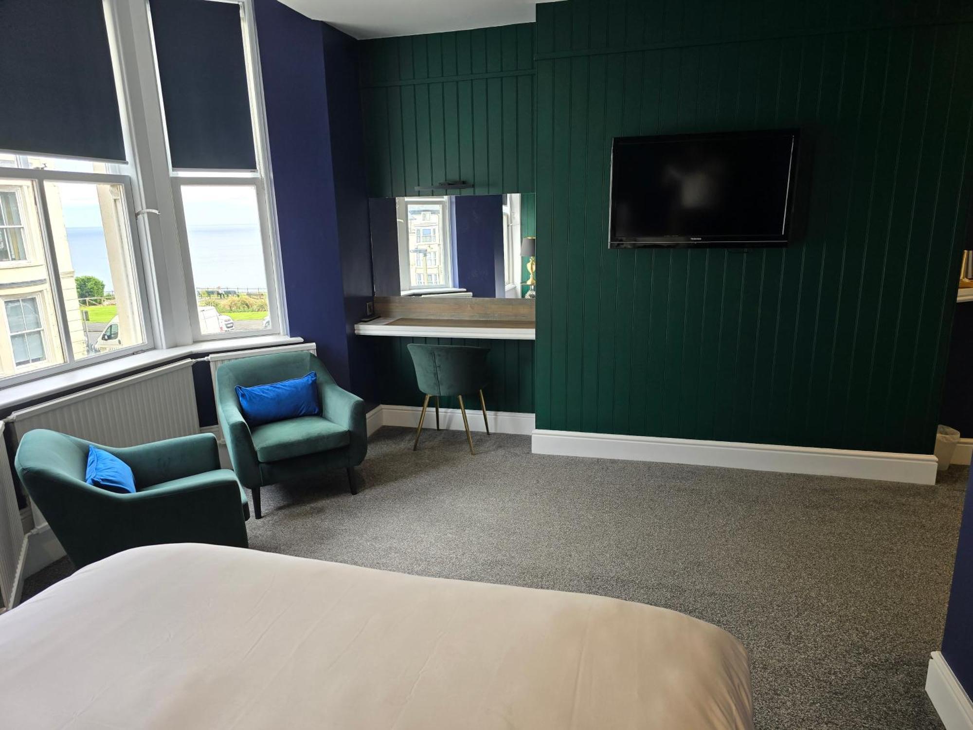 Delmont Hotel スカーバラ エクステリア 写真